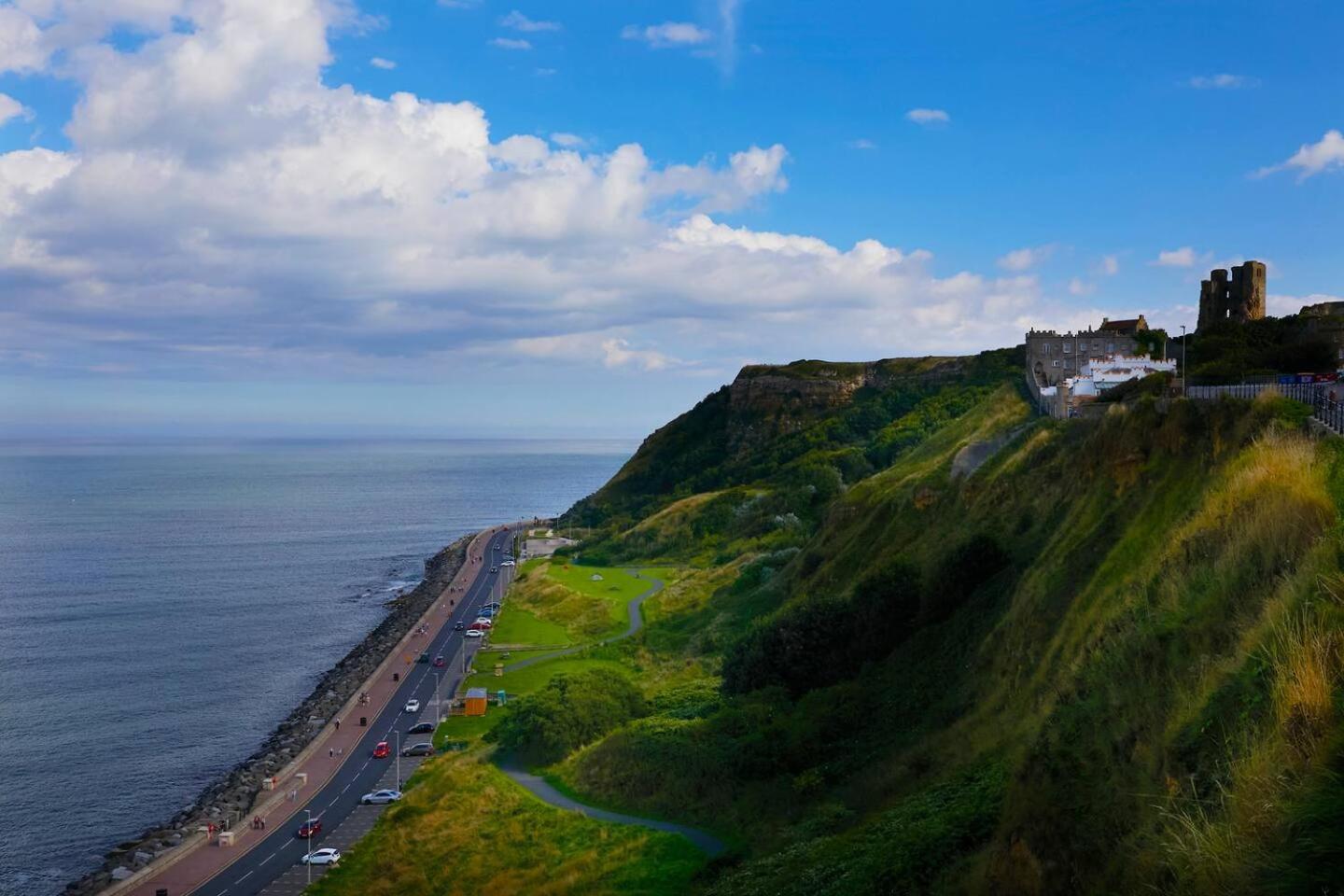 Seascape - Fantastic Location With Sea Views! Daire Scarborough Dış mekan fotoğraf