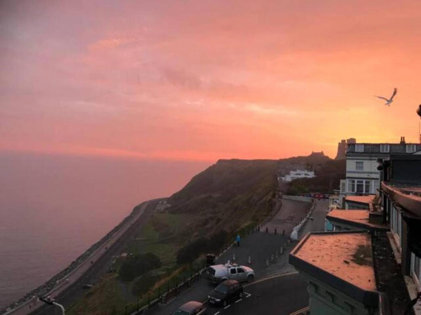 Seascape - Fantastic Location With Sea Views! Daire Scarborough Dış mekan fotoğraf